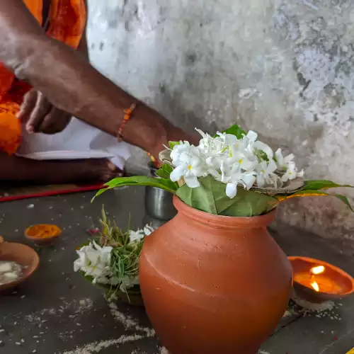 Preparation for Narayan Bali Poojan in Gaya