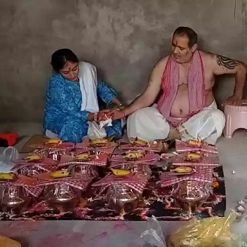 Narayan Bali ritual preparation for a family joining online