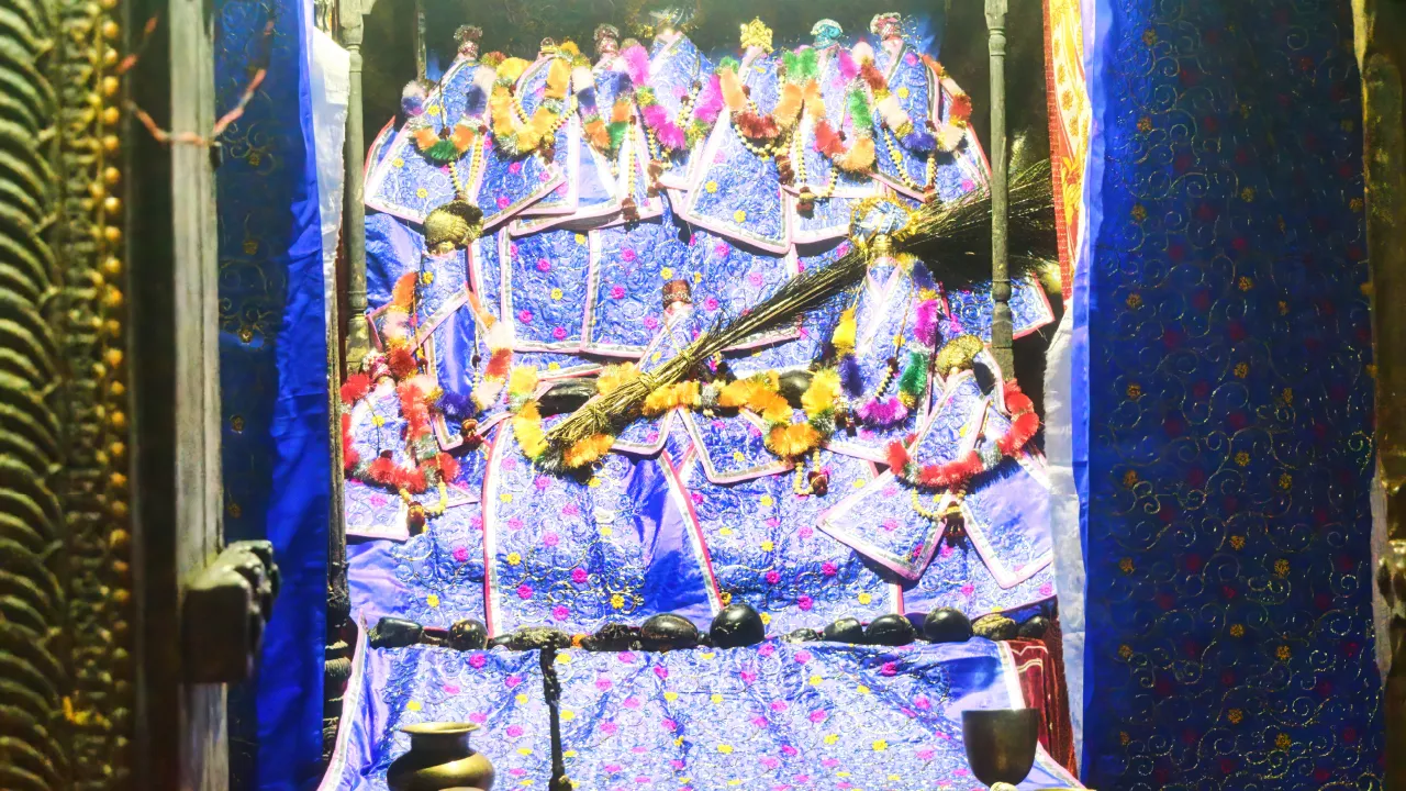 Treta ke Thakur, Ayodhya