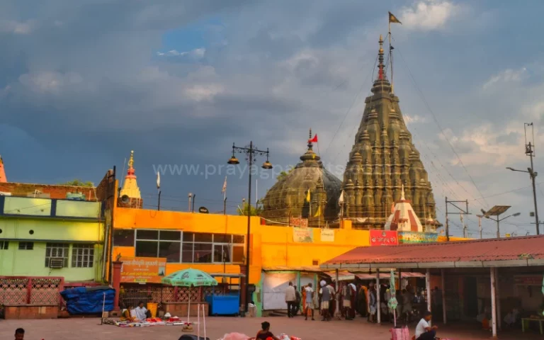 Pind daan in gaya -Vishnupad temple in gaya ji