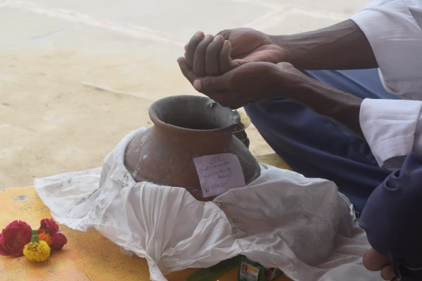 Step 1 — Collecting the Asthi for Asthi Visarjan in Varanasi