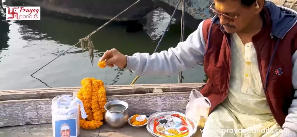 Conducting the Pooja-Stepwise guide to do online asthi visarjan in varanasi