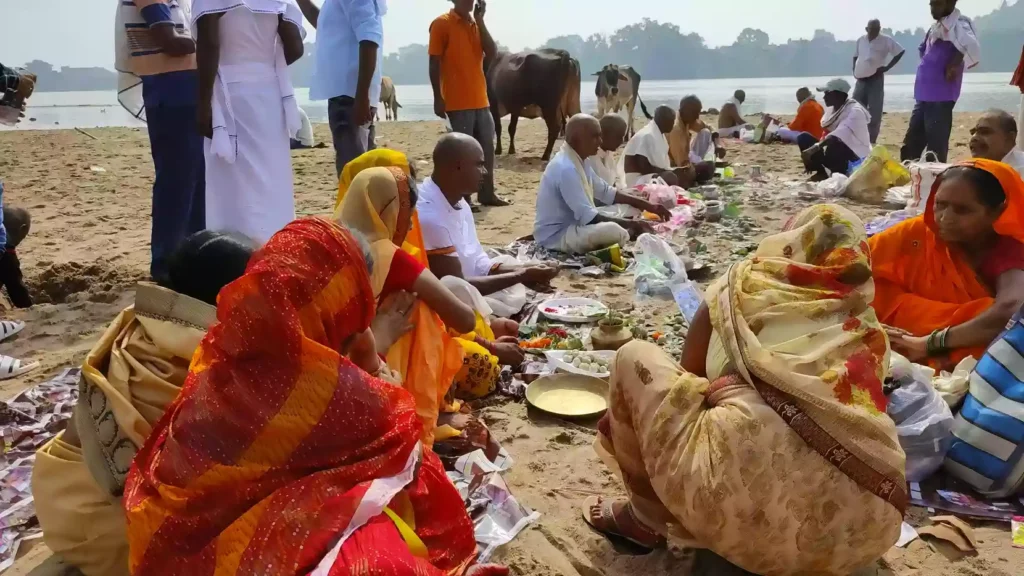What is the mythological background behind Gaya becoming a Pind Daan Tirtha?