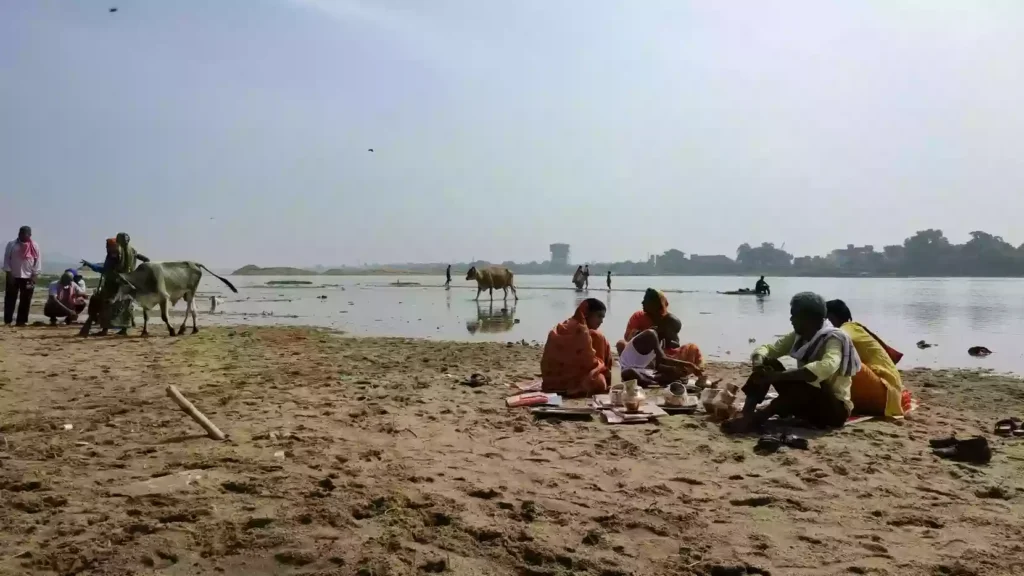 For which ancestors is Tarpan offered in Gaya?