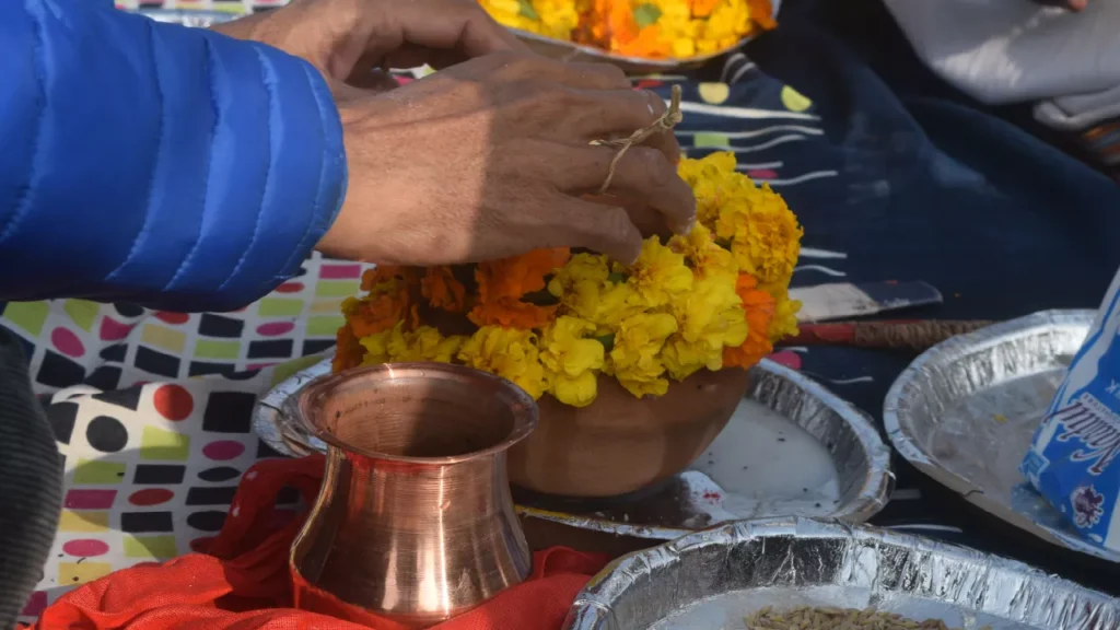 What is the approximate cost for Asthi Visarjan service in Haridwar?