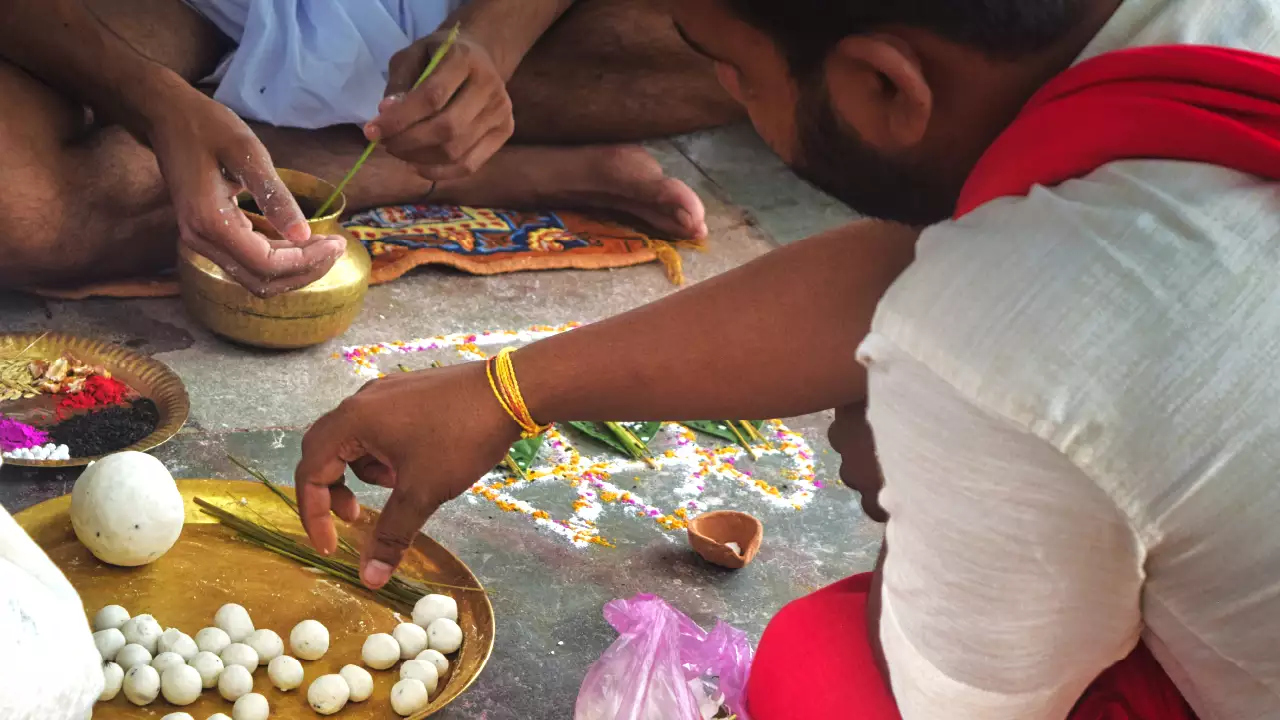 Photo showing preparation of pindas 