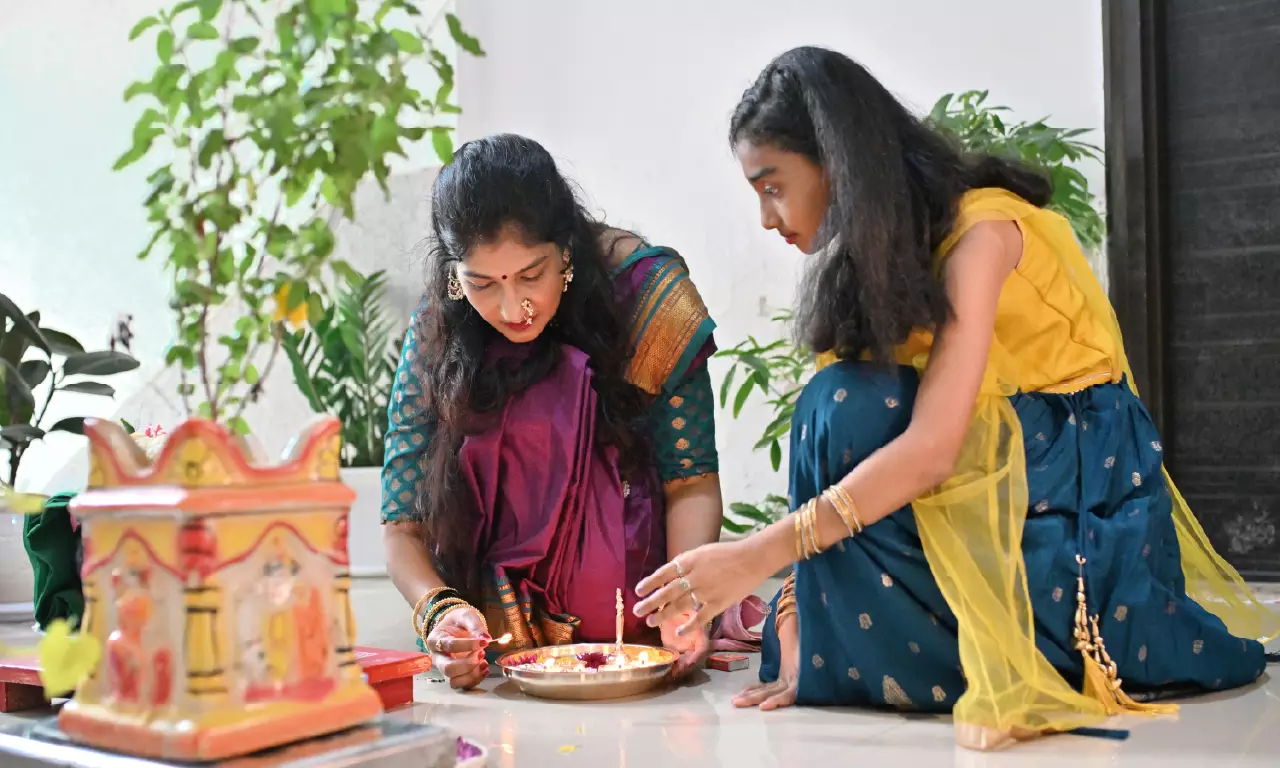 Kartik Poornima pooja being performed on sacred Ganga ghat by learned Pandit