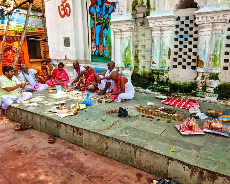 Pind Daan at Falgu River Gaya, comparison with Brahma Kapal
